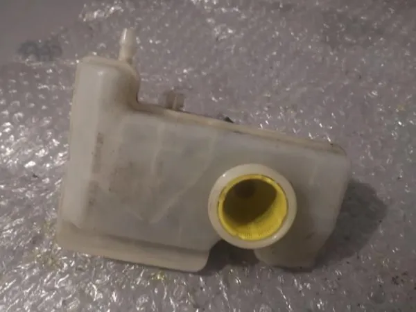 Бачок тормозной Volkswagen Passat B8