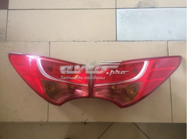 Фонарь задний правый внешний 924022W030 Hyundai/Kia