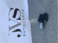 Мотор стеклоподъемника двери передней левой HYUNDAI 824503W000