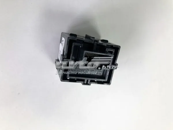  LR081321 Land Rover
