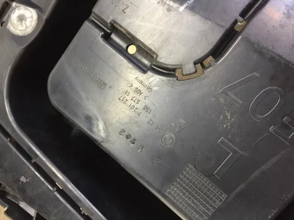 Кронштейн бампера заднего левый 51127201217 BMW