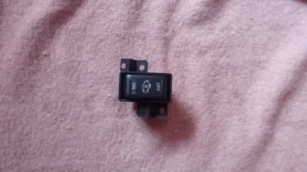  68106EB400 Nissan/Infiniti