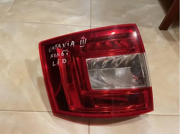 Фонарь задний левый 5E9945095A VAG