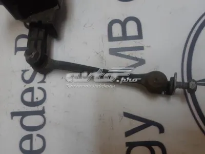 Тяга датчика уровня положения кузова передняя MERCEDES A2203200389