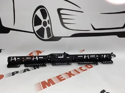 Кронштейн абсорбера заднего бампера центральный MARKET (OEM) 5C6807863B