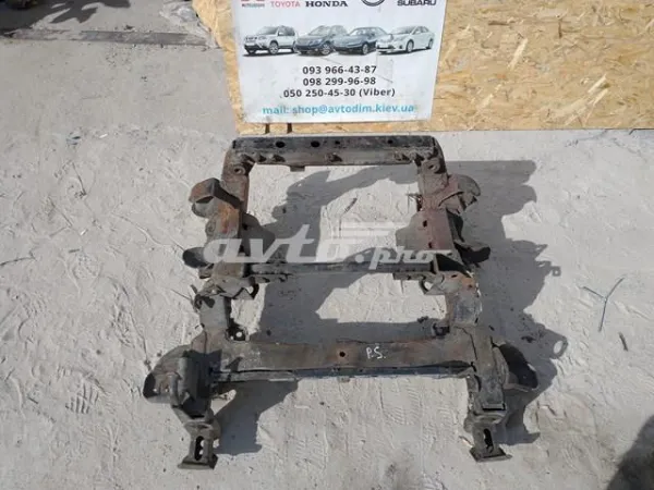 MR496569 Mitsubishi Рама кузова