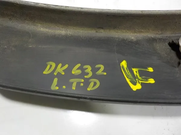 Расширитель (накладка) арки заднего крыла правый LR078873 Land Rover