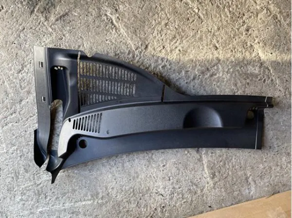 Купить 7P6819401B VAG Водосток лобового стекла, жабо