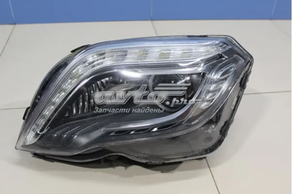 Левая фара A2048201539 Mercedes