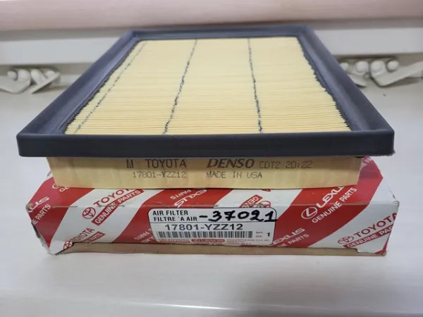 1780137021 Toyota Фильтр воздушный