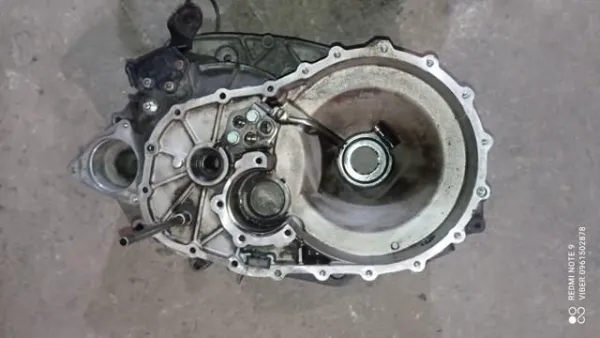 02G301107 VAG Картер сцепления