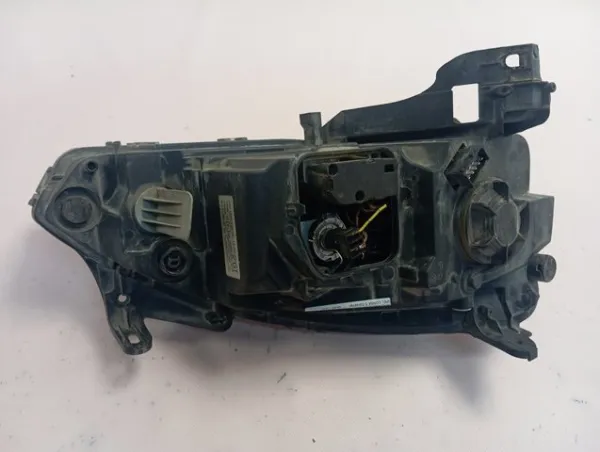 Левая фара 13100535 Opel