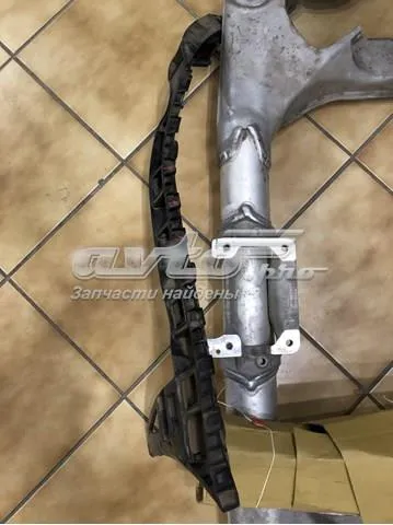 Кронштейн бампера заднего правый VAG 561807394F