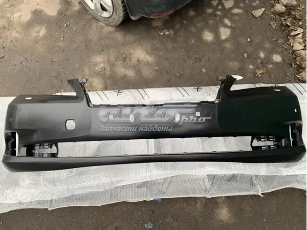 Передний бампер 5211933977 Toyota