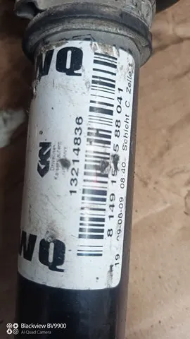Левая полуось 13214836 General Motors