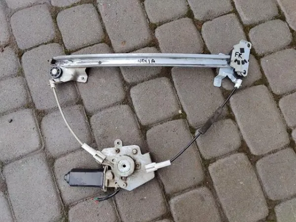 Стеклоподъемник передней правой двери NP944 General Motors