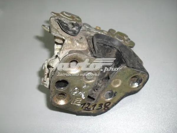 Замок двери задней правой 90230074 Opel