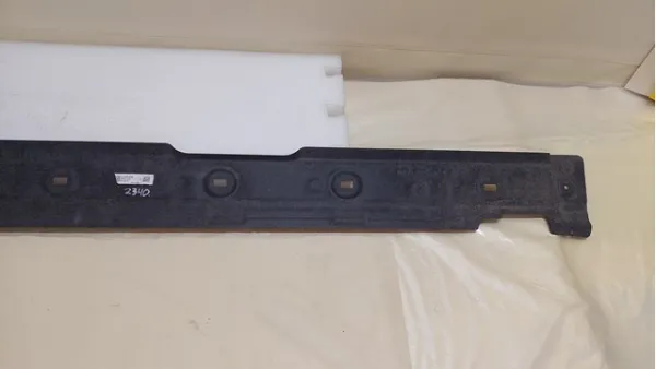 9J1825101A Porsche