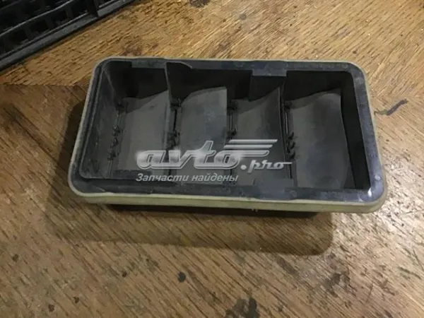 Решетка воздухозаборника салона 6H5219K502AB Land Rover