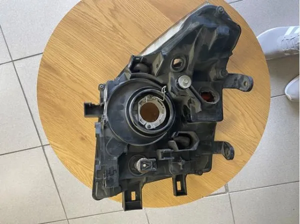 Левая фара 26060EB71B Nissan/Infiniti