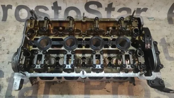 Головка блока цилиндров на Audi A4 B5 8D2