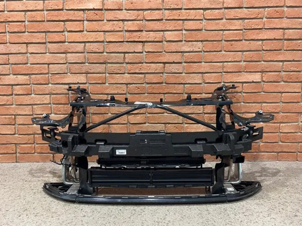 Усилитель переднего бампера 51117301577 BMW