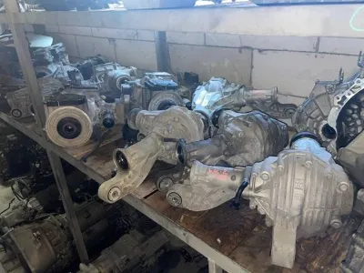 Редуктор передний CHRYSLER P68352175AA