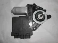 Мотор стеклоподъемника двери передней правой VOLVO 31349757