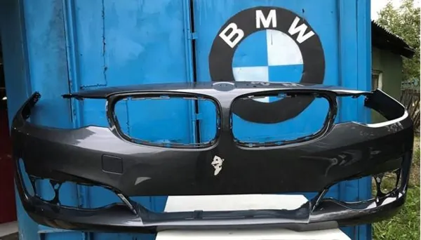Передний бампер 51117371863 BMW