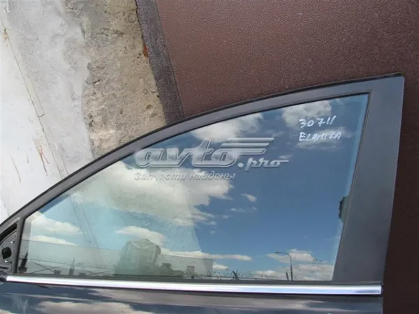 Стекло двери передней левой 82410F2000 Hyundai/Kia