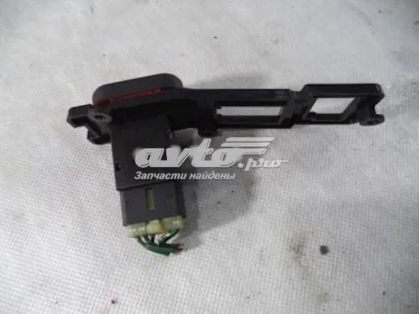 Аварийная кнопка на Mitsubishi L 300  P0W, P1W, P2W