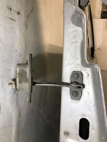 Передняя левая дверь Mercedes Vito I фургон (638) (1997 - 2003) цена, от 164.84 USD