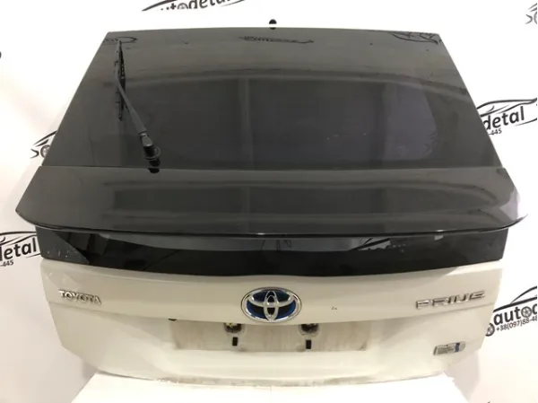 Пятая дверь Toyota Prius хэтчбек (ZVW30) (2009 - 2016) цена, от 342.37 USD