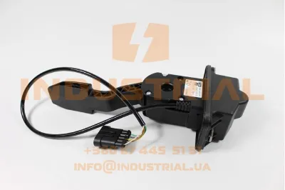 Педаль газа (акселератора) IVECO 5801331271