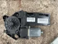 Мотор стеклоподъемника двери передней левой Renault Megane BZ0, BZ1, B3