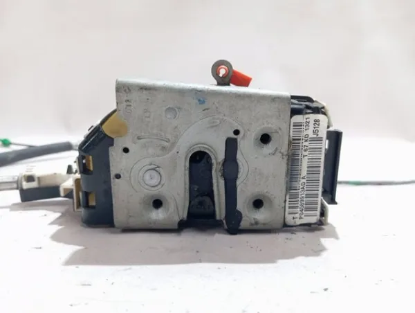 Замок водительской двери K04589913AC Fiat/Alfa/Lancia