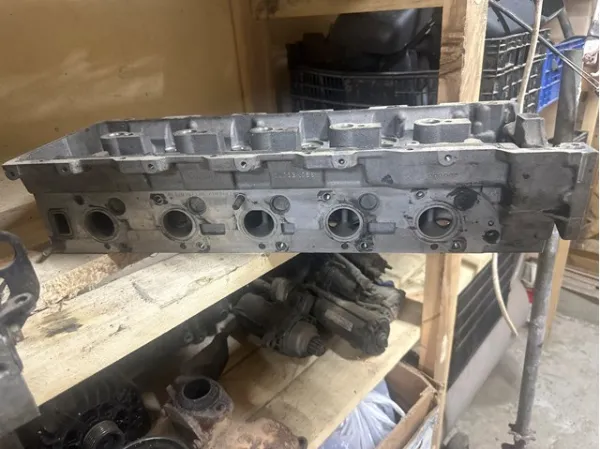 Головка двигателя Mercedes 6120102320 цена, от