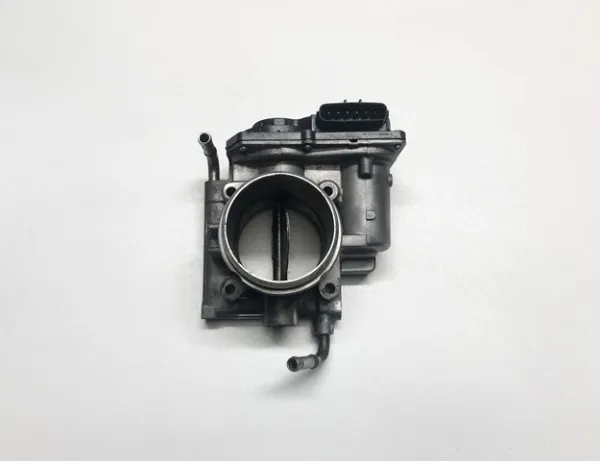 Дроссельная заслонка SHY1136B0 Mazda