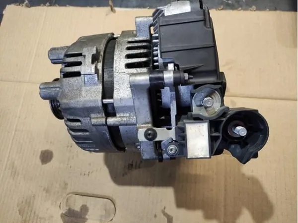 Генератор LR115527 Land Rover